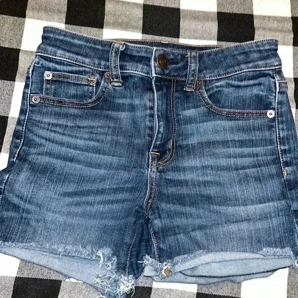 American Eagle denim shorts size 2 - Picture 1 of 4